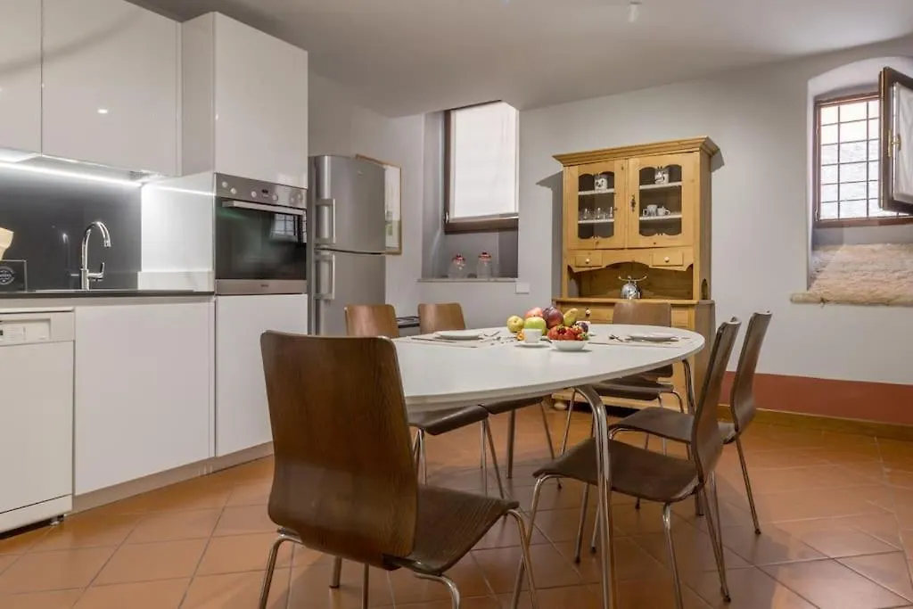 Residenza Angels @Piazzadelleerbe Apartment Verona