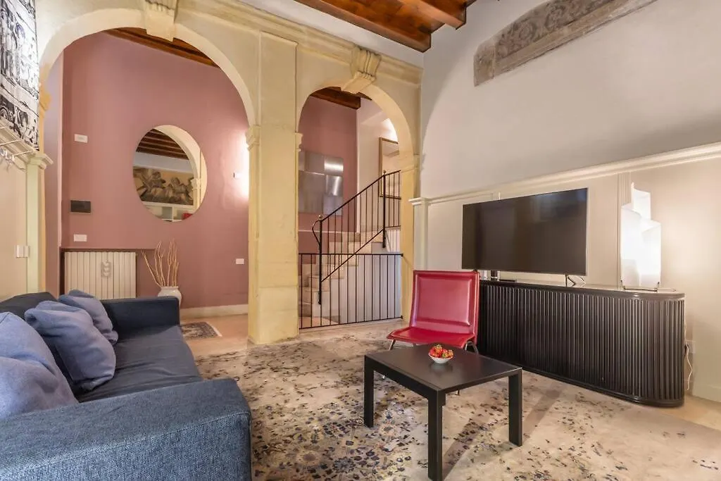 Residenza Angels @Piazzadelleerbe Apartman Verona