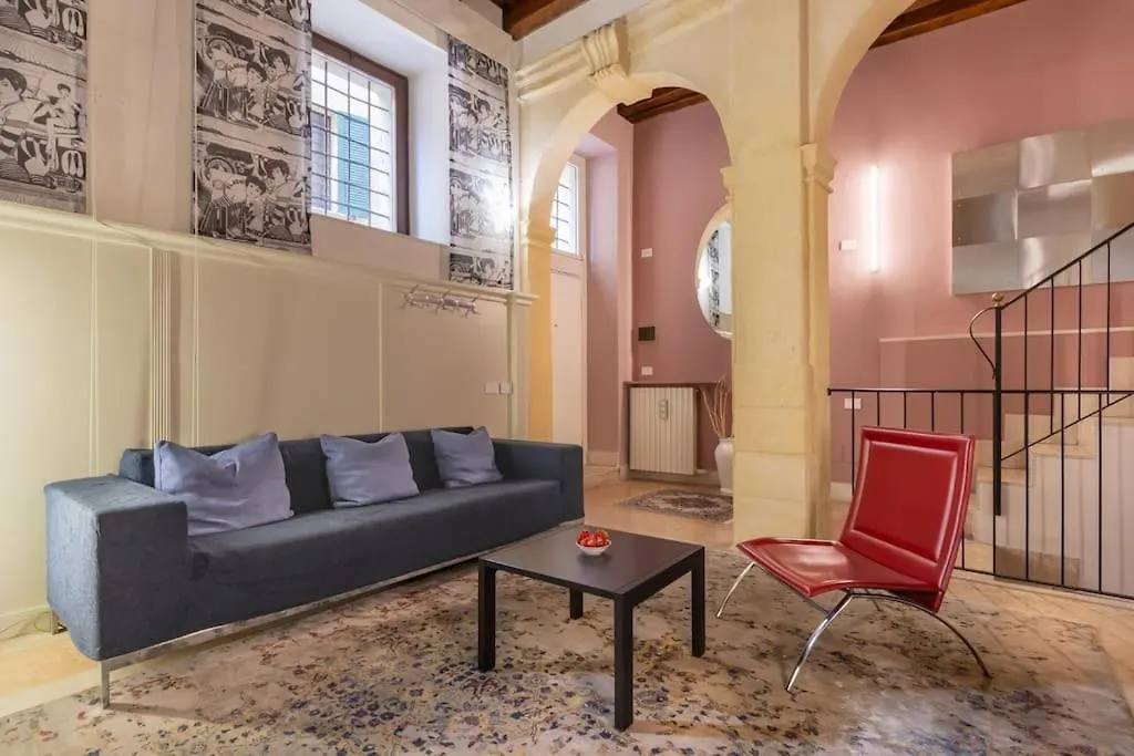 Residenza Angels @Piazzadelleerbe Apartman Verona 0*,