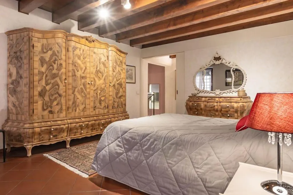 Residenza Angels @Piazzadelleerbe Apartman Verona 0*,